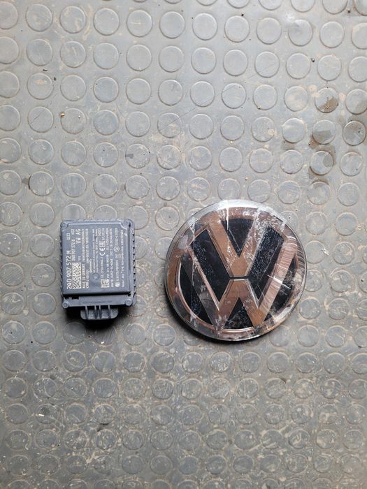 Радар - дистроник  с емблема за VW T - Roc