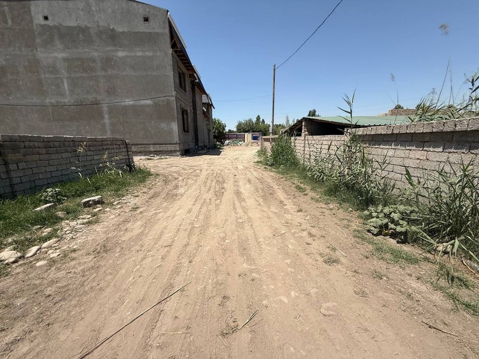 Алишеробод, продаётся земельный участок под строительство  4-сотки