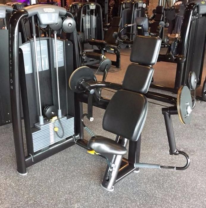 Фитнес уред Technogym Arm Curl