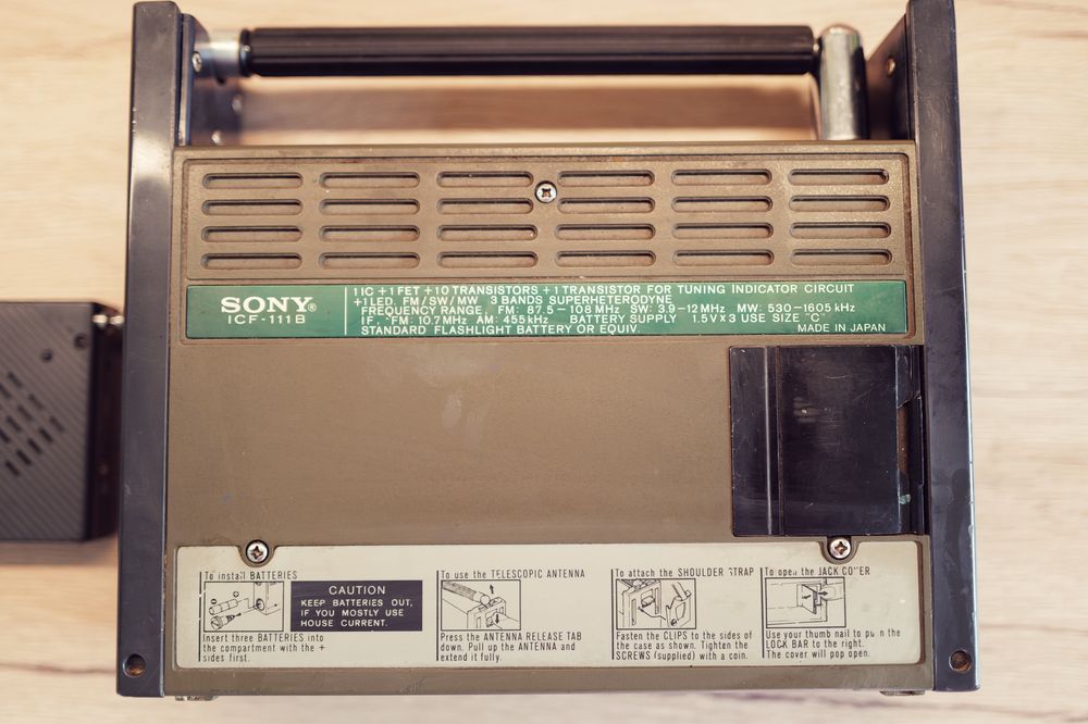 Aparat Radio Sony ICF 111B Sport colectie radioamator