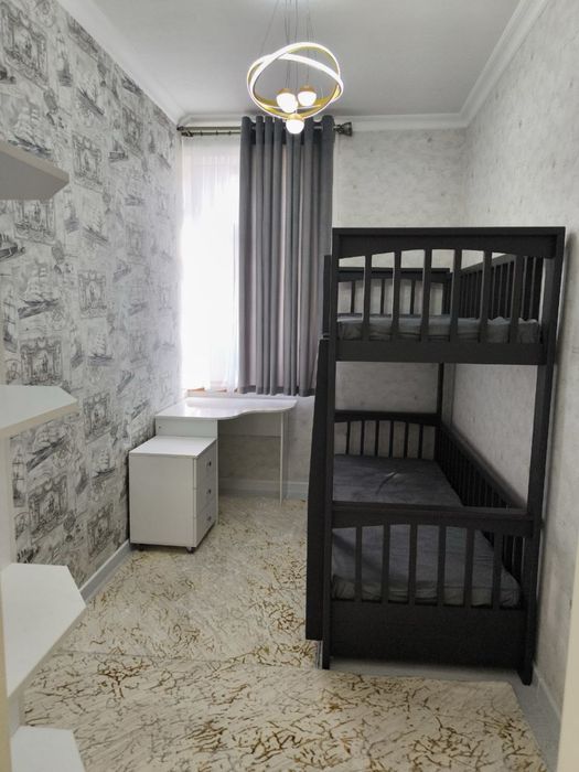 Продается 4 ком. Квартира площадью 90 кв.м. По ул. Рудаки