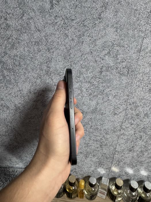 Продам iPhone 15 Pro