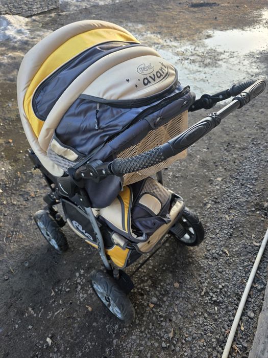 Продам детскую коляску Avant