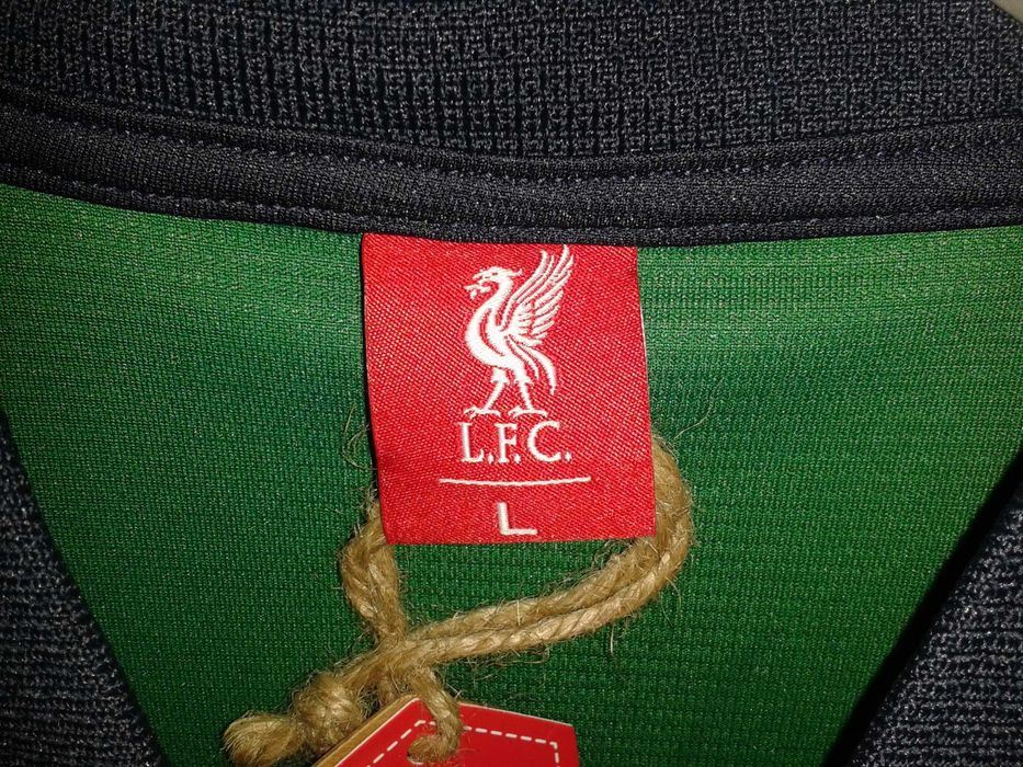 100% Оригинал! Liverpool/Ливърпул фланелка/тениска!