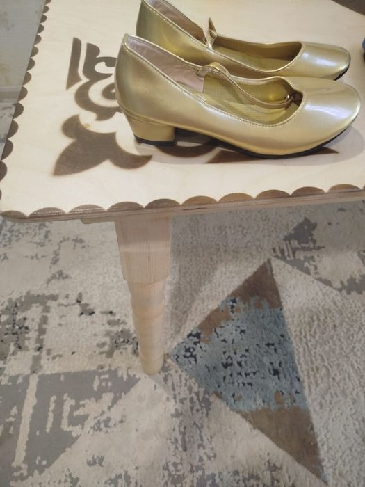 Продам обувь туфли