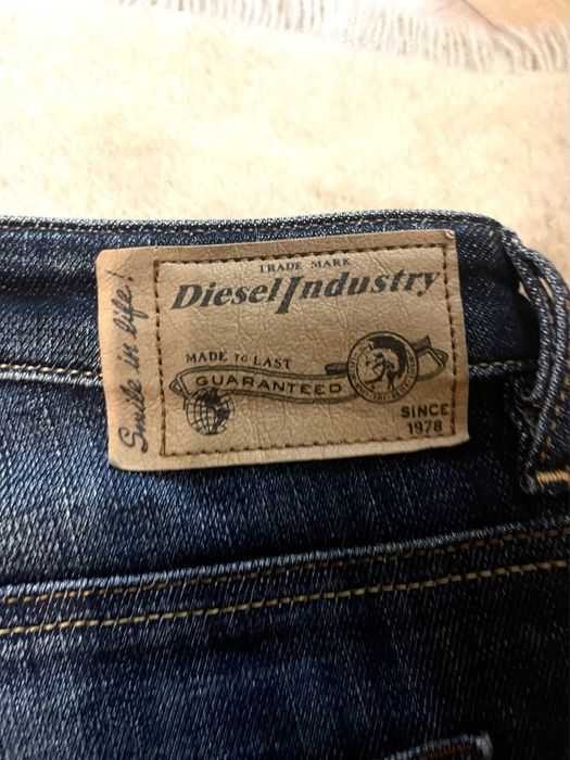 Blugi Diesel Dama