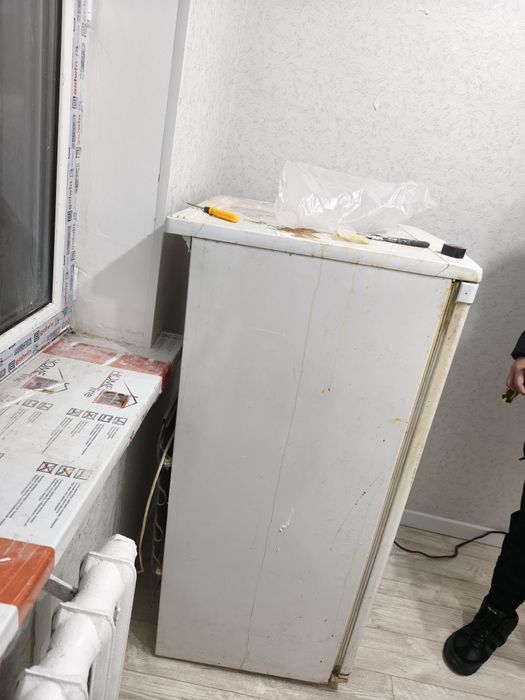 Продам Холодильник рабочий