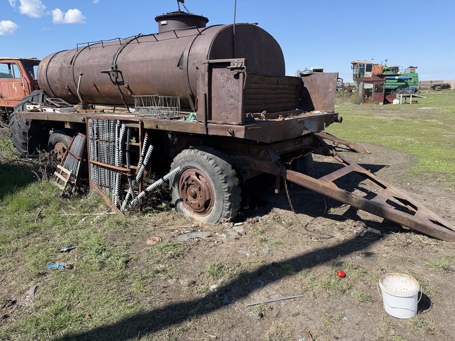 Емкости прицепные под ГСМ