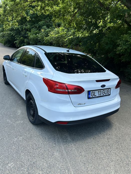 FORD Focus 2015 — imagine 5