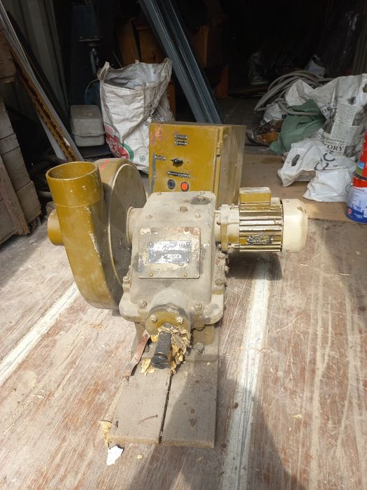 Вентилятор электроручной ЭРВ-600/300