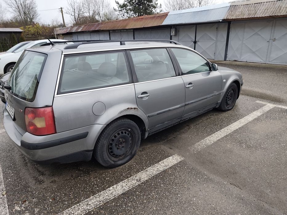 Vând Passat b5 2001  break  pentru dezmembrat