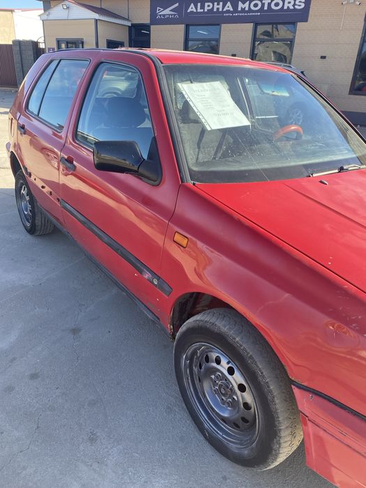 Продам гольф 3 1992г автомат 1.8