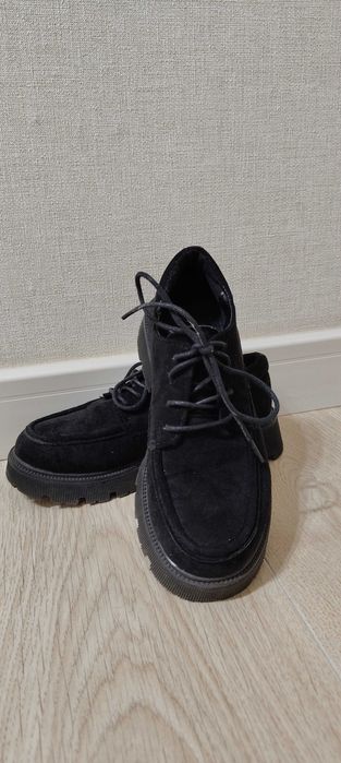 Обувь б/у и новая