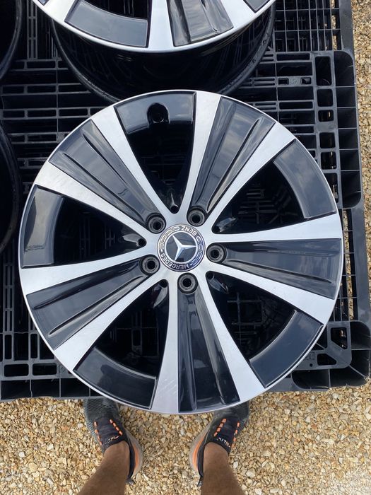 18 цола 5 х 112 мм Мерцедес Спорт Пакет , Е Класа , W 213 , Mercedes