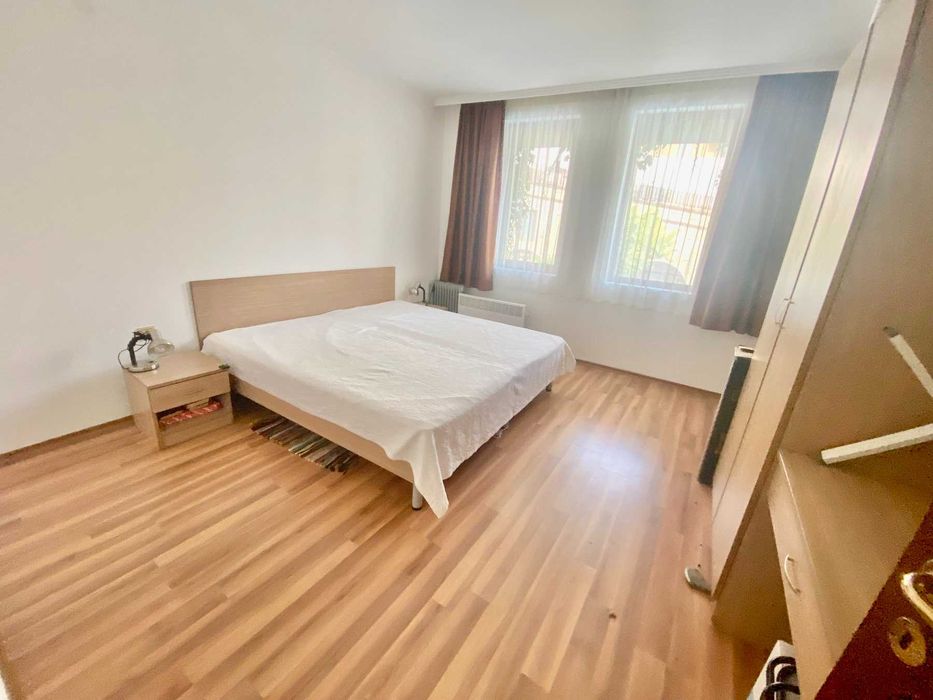 Двустаен апартамент на метри от плажа в к-с "Етъра 1"