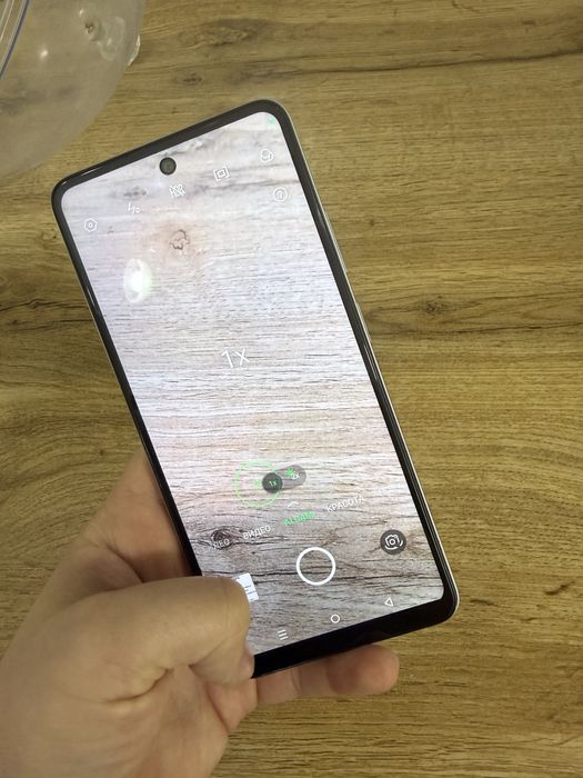 Телефон Infinix smart 8