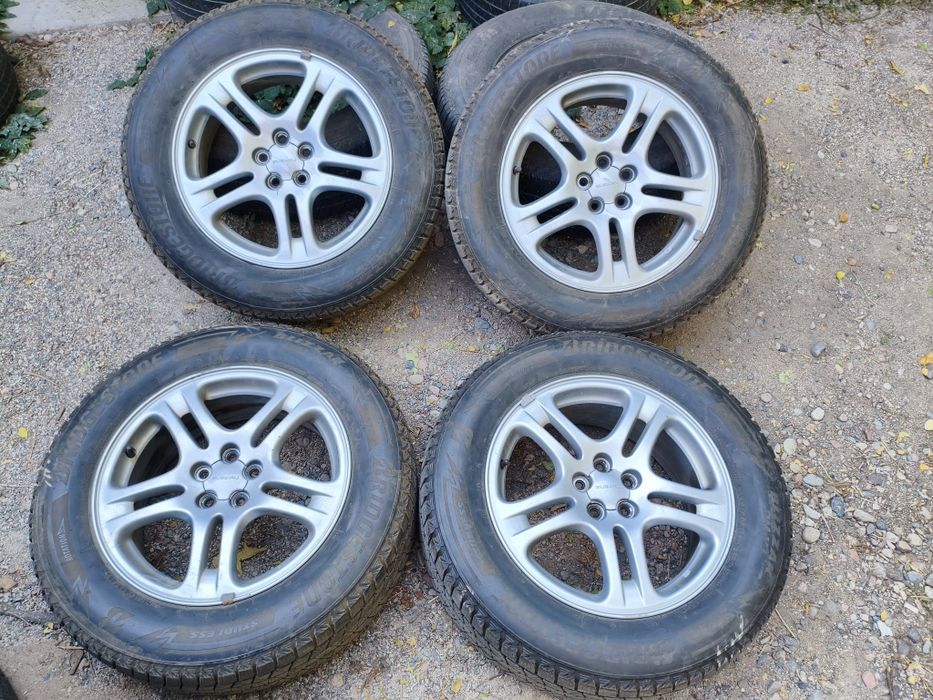 Диски R17 Subaru Original вместе с резиной