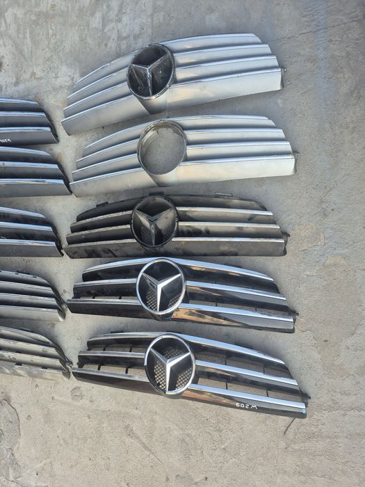 Решетка Mercedes W209 CLK