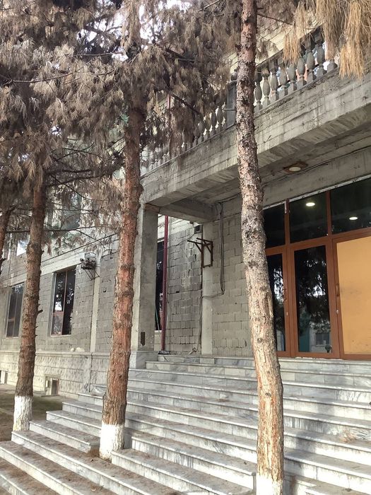 Производственная база с общей площадью 1.05 гектара.