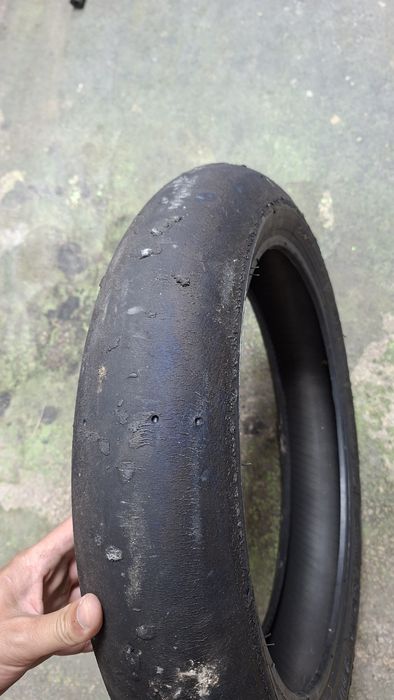 Мото сликове Bridgestone soft/ medium