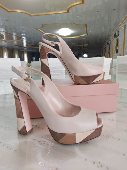 Продам босоножки нурсаче