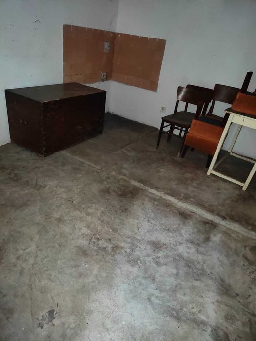 Продава се Къща в Враца, Център - 37 кв.м за 272 €/кв.м - Снимка #2