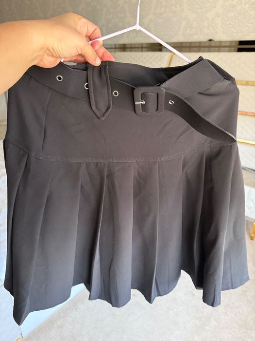 Новая юбка школьная черная