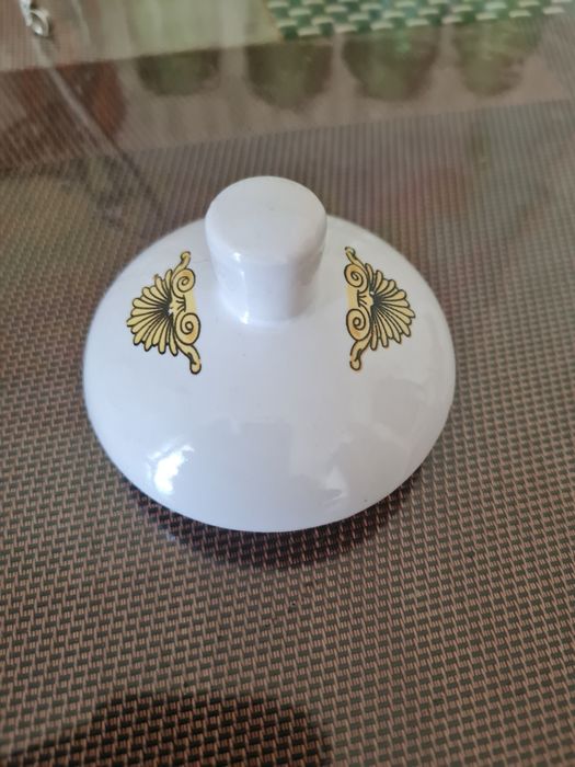 Блюдца, спецовники, краник