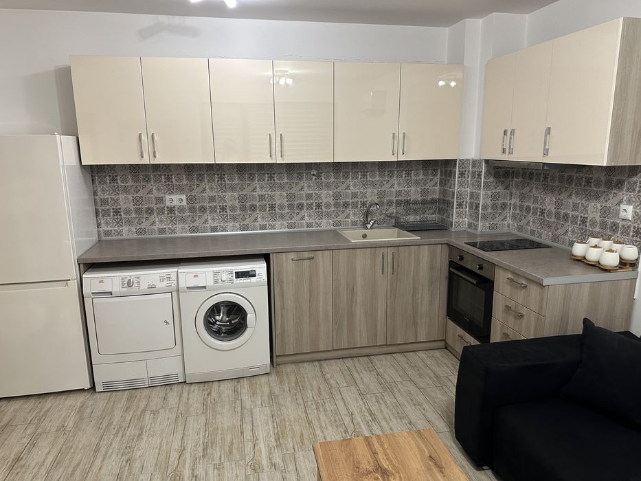 Дава се под наем Двустаен апартамент в Пловдив, Христо Смирненски - 60 кв.м за 484.5 € - Снимка #3