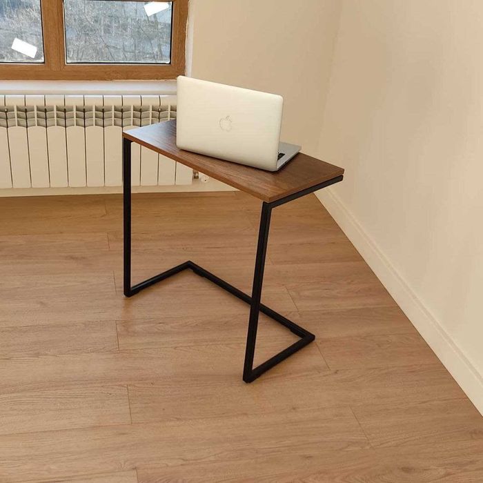 Столик для ноутбука и для разных целей