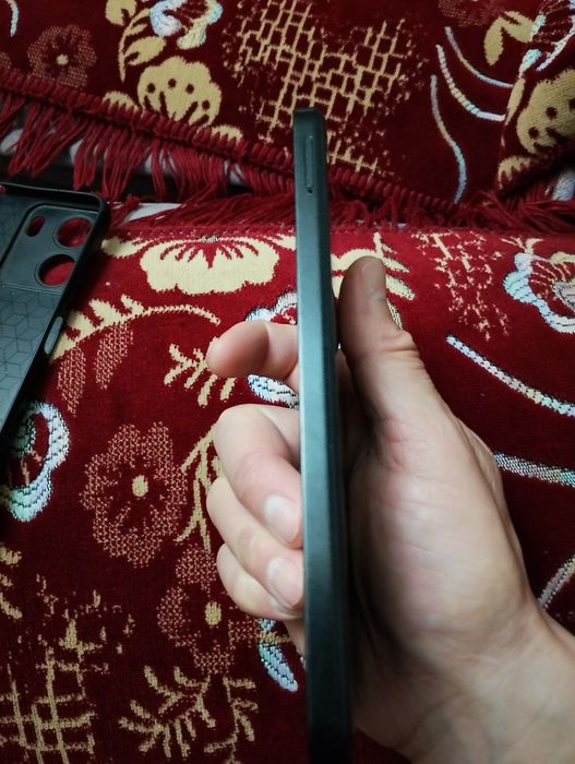 Продам сот телефон редми 13 с 256 гб