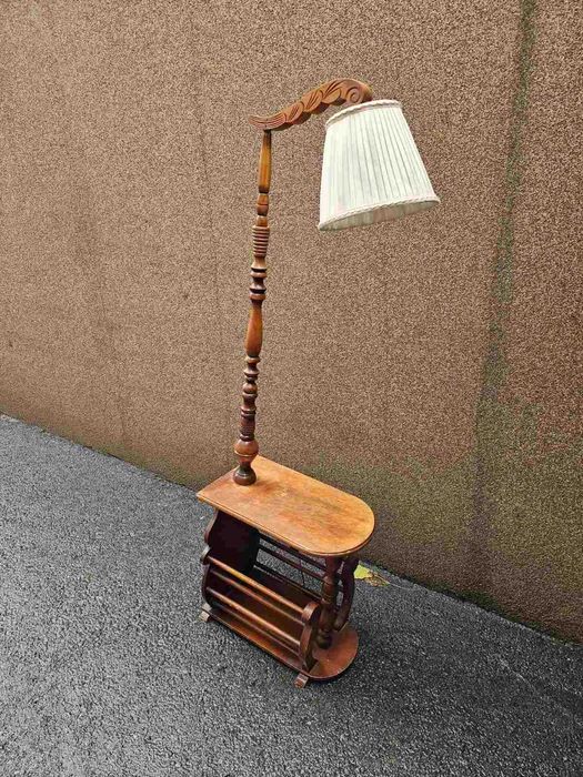 Голям скрин с обков