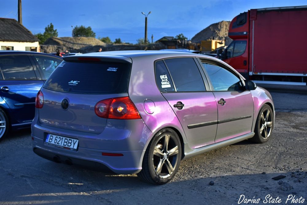 VW Golf 5 1.4 BENZINĂ – MODIFICAT Look 6R / 7.5 – Pentru pasionați