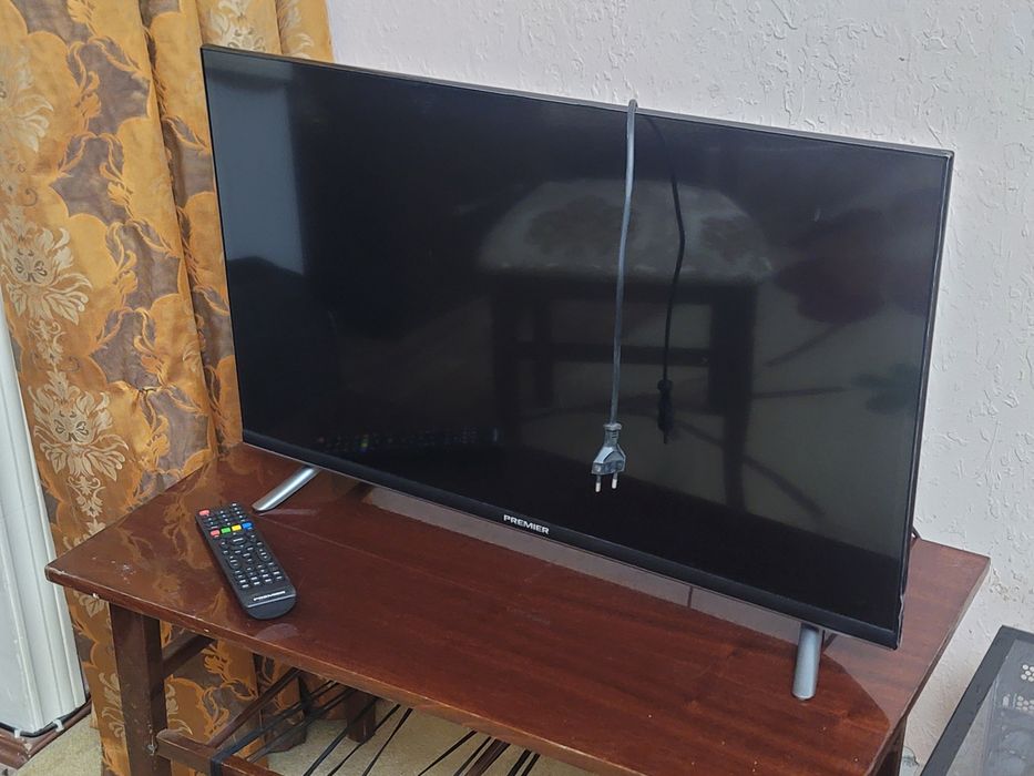 Продам телевизор Premier 32PRM700 (32" дюйма)