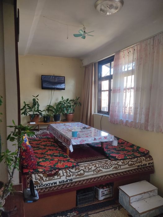 Продаю сваю квартиру, чистая и аккуратная.