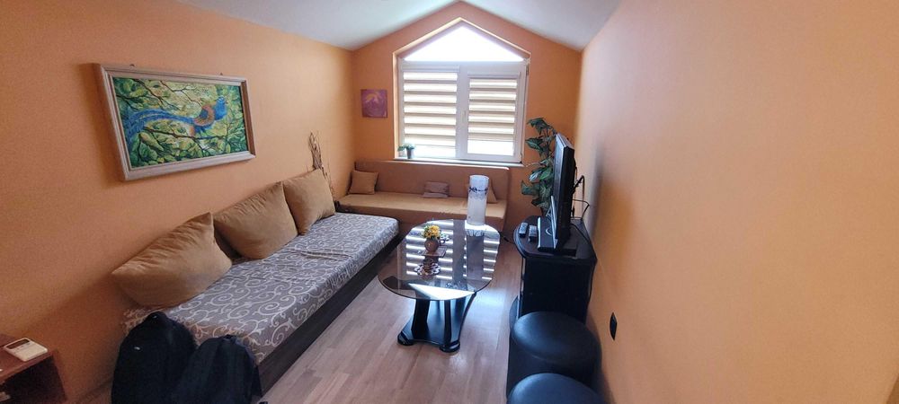 Дава се под наем Тристаен апартамент в Варна, Спортна зала - 99 кв.м за 500 € - Снимка #2