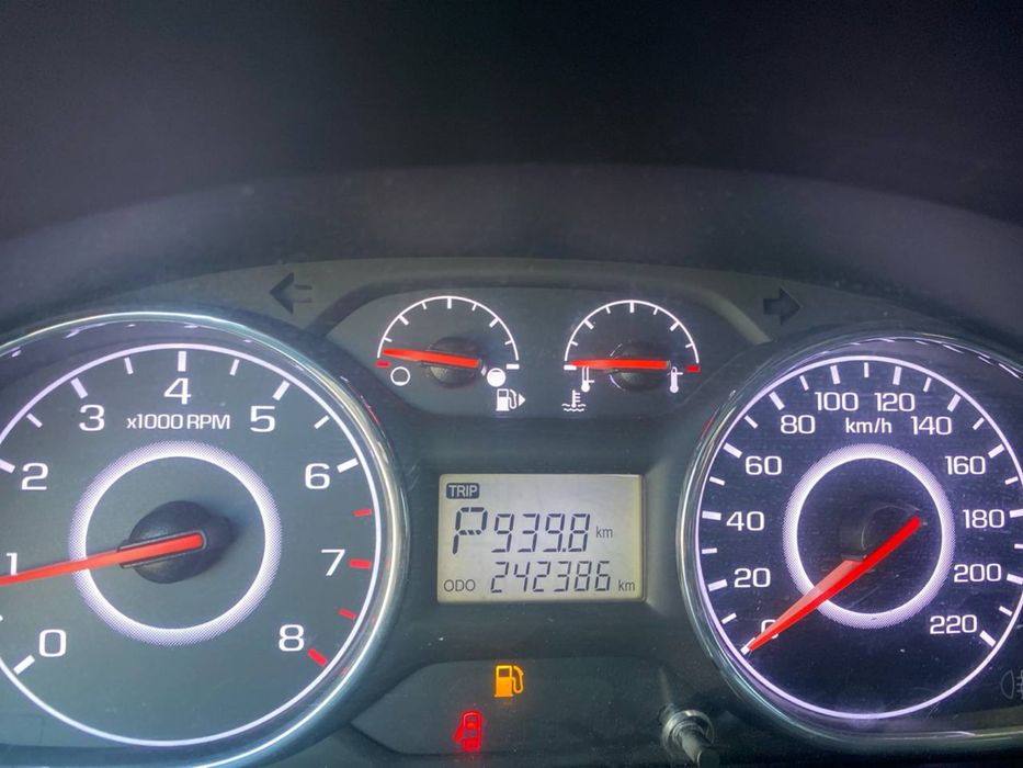 jentra sotiladi avtomat