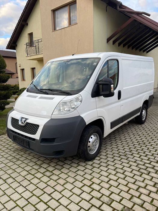 Peugeot Boxer 2.2 Diesel 2013 Euro 5 autoutilitara 3 locuri + marfa