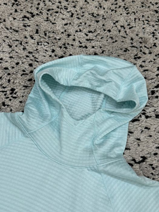 Дамски термо суитшърт NEW BALANCE . Размер M/L