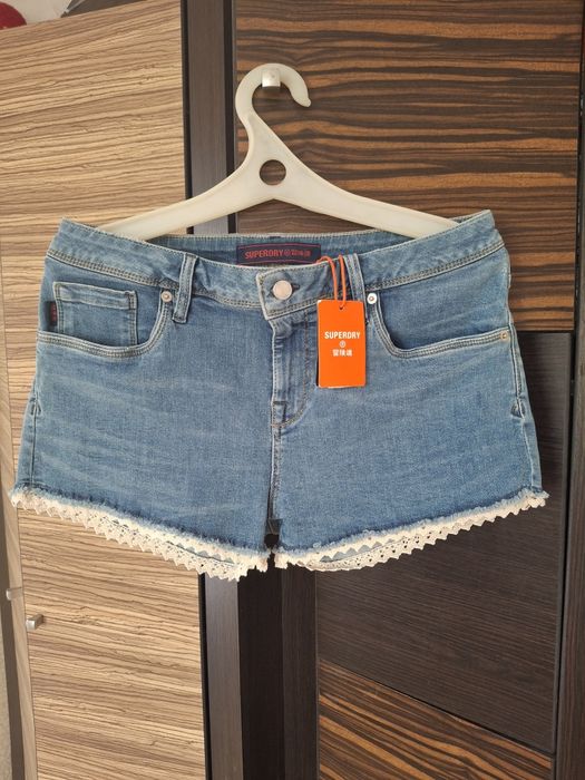 Шорты новые,продам