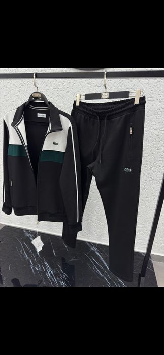 Спортивные костюмы