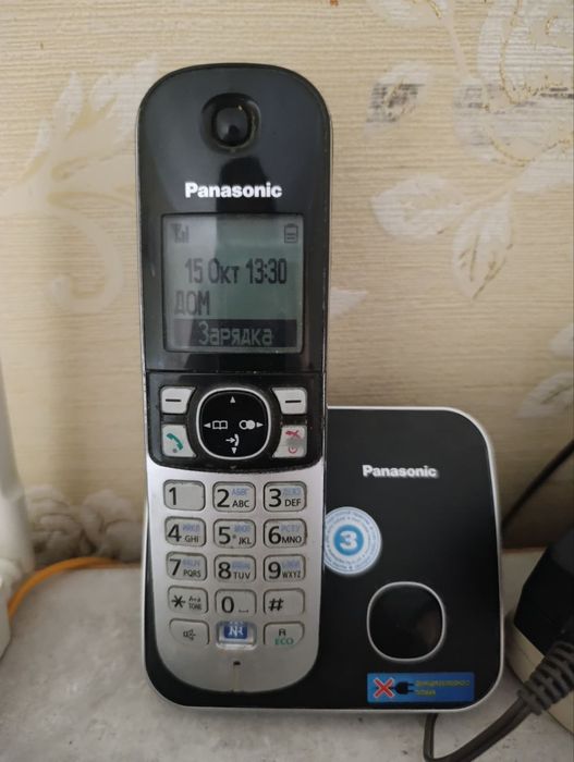 Телефон для связи