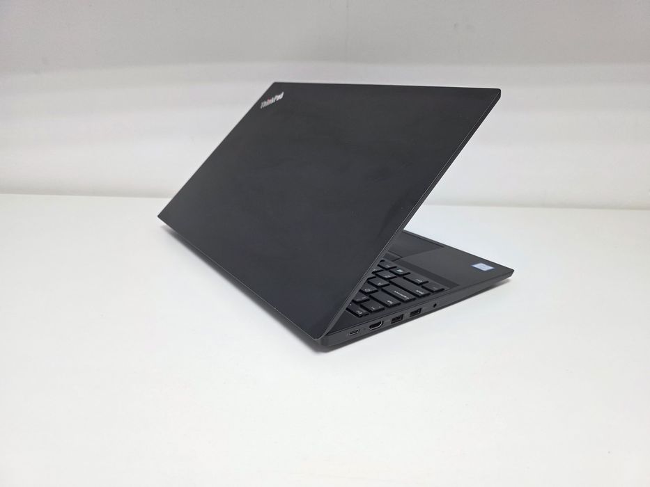 Laptop Lenovo Thinkpad E580 metalic  i5 16GB 15.6 FullHD ssd GARANTIE 12 luni