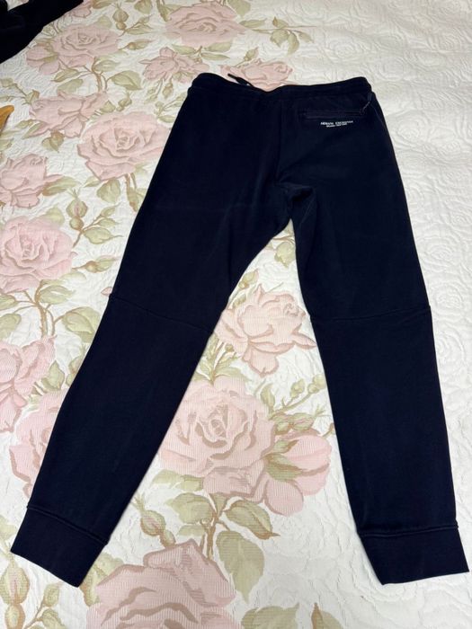 Продам спортивный костюм Armani exchange