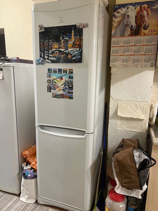 Продам холодильник