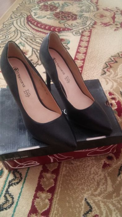 Обувь для девушки и женщин