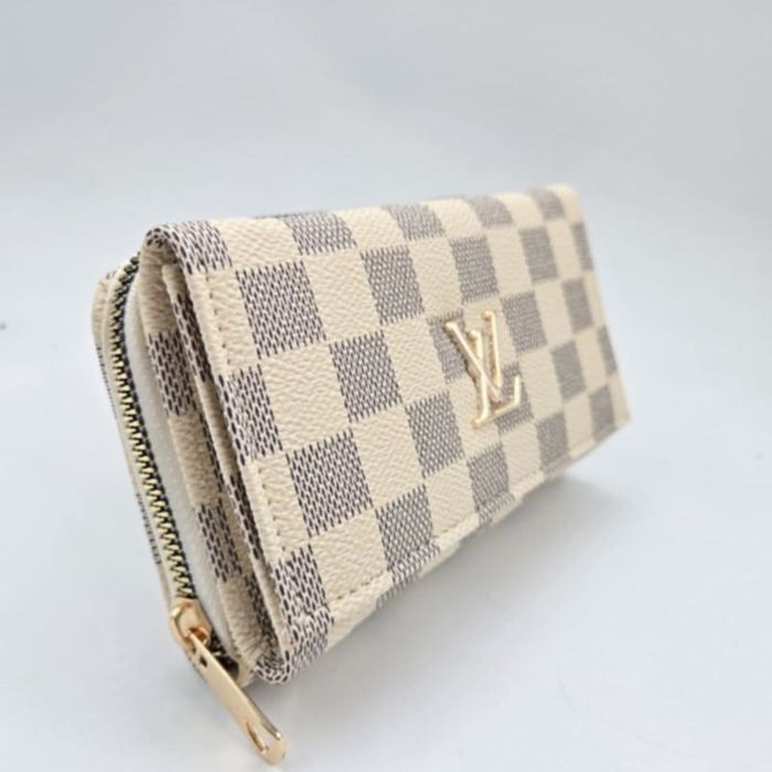 Дамски портмонета