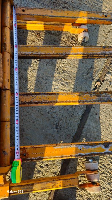 Палетна количка високо повдигаща