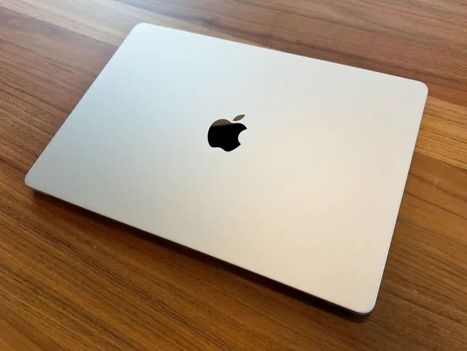 MacBook Air M3 15-3 дюймовый 8/256 Цвет - Starlight.