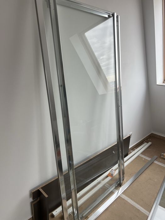 Vand cabina de dus noua